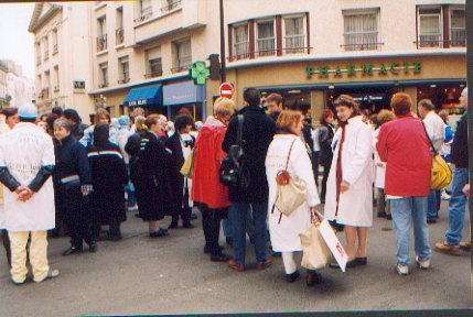 "Mais o t'as trouv tout ?" "A Matignon,rue de Varenne"